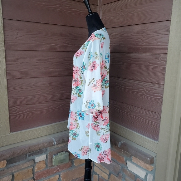 White Coral Blue Green Floral Open Front Kimono Women's Size Medium NWOT - Picture 9 of 13